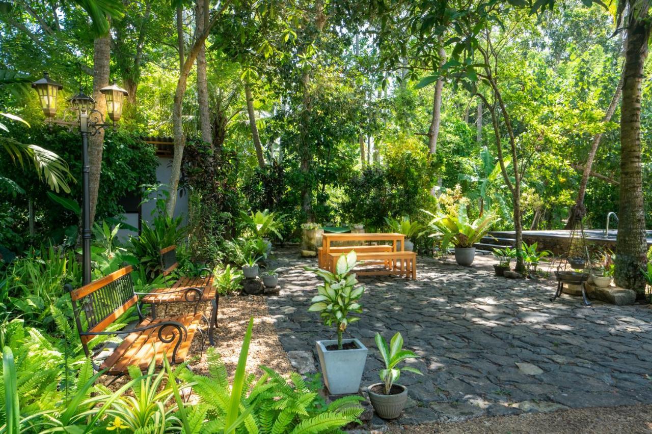 5Br Luxury Villa With Pool The Blues Mihiripenne Eksteriør bilde