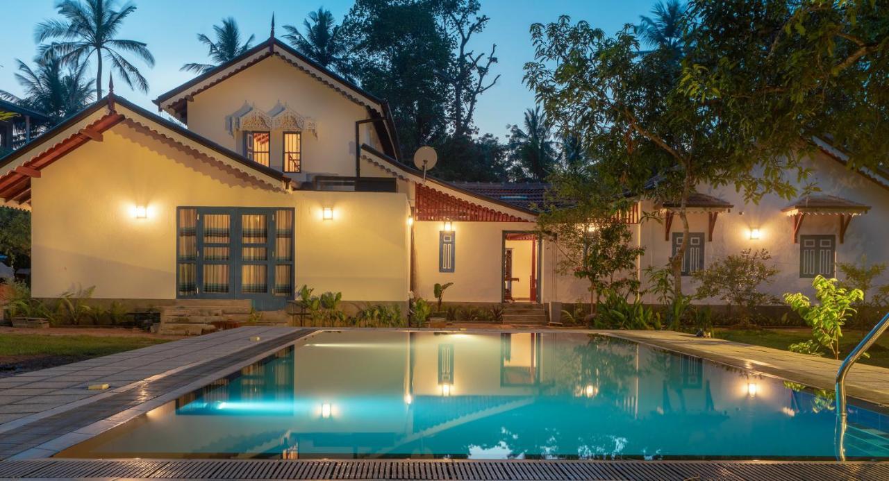 5Br Luxury Villa With Pool The Blues Mihiripenne Eksteriør bilde